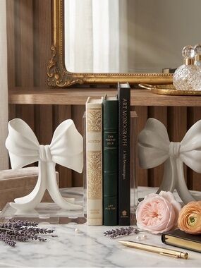 Decorative White Ceramic Bow Bookends - Elegant Home Accent